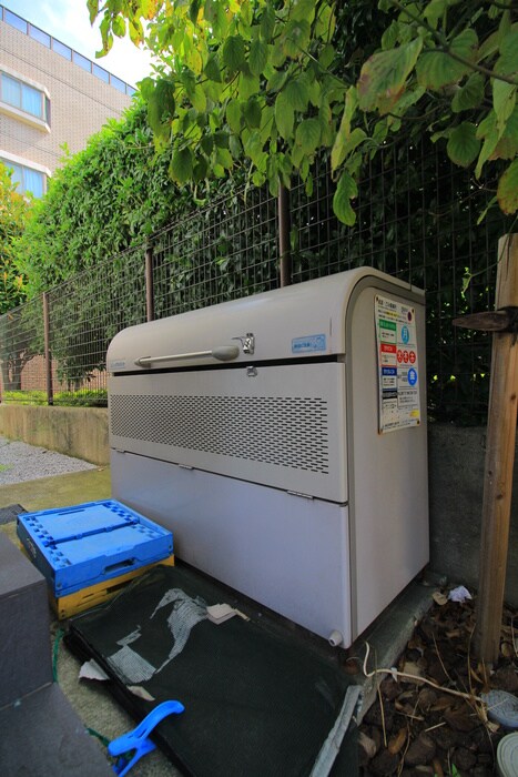 物件外観写真4　(建物設備)