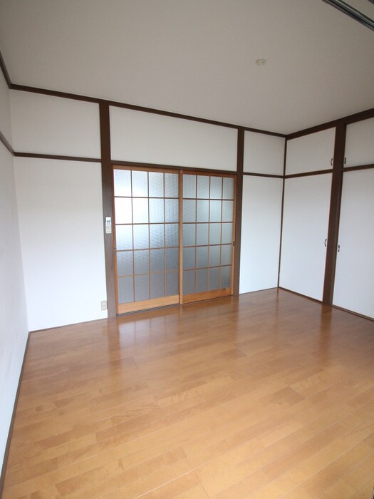 物件内観写真7　(居室)