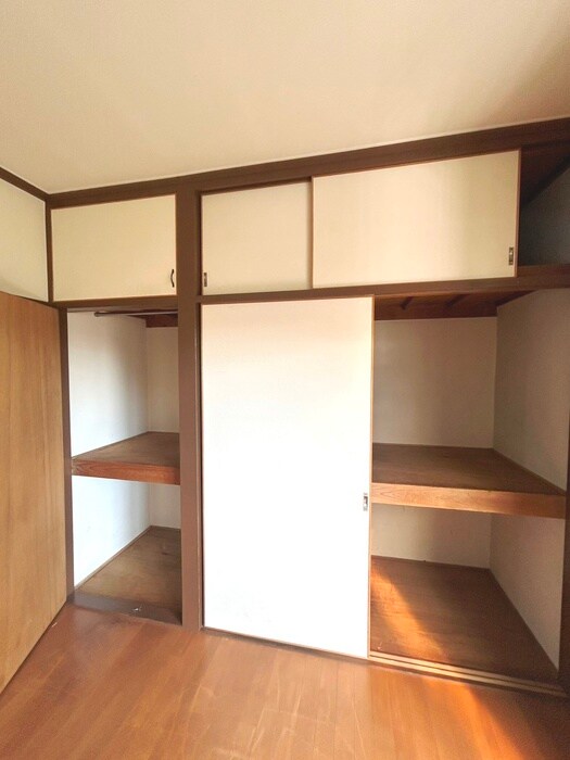 物件内観写真11　(収納)