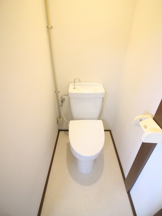 物件内観写真14　(トイレ)