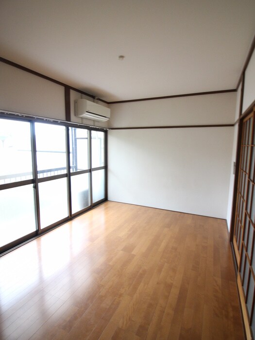 物件内観写真17　(居室)