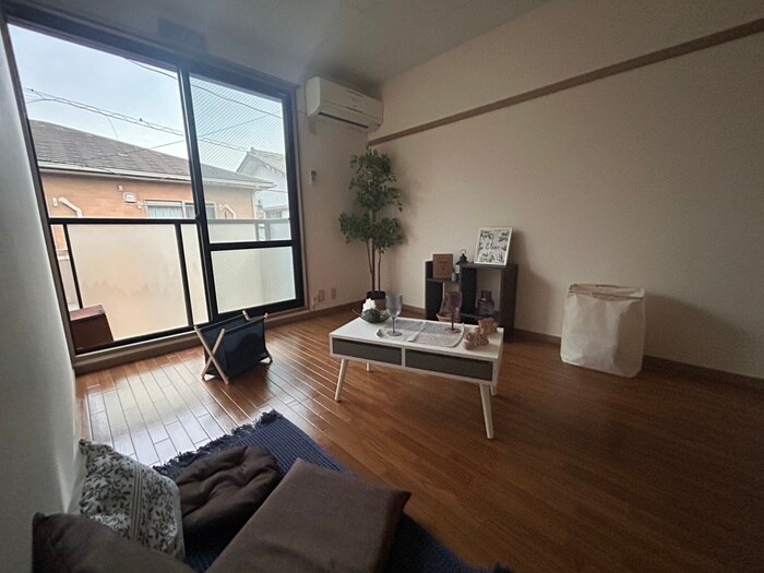 物件内観写真7　(居室)