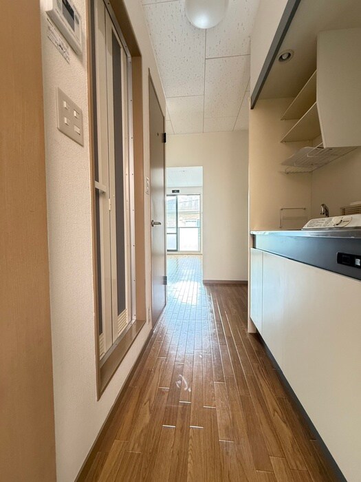 物件内観写真20　(玄関)