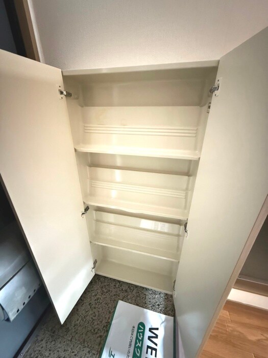 物件内観写真22　(靴箱)