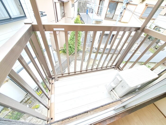 物件内観写真16　(玄関)