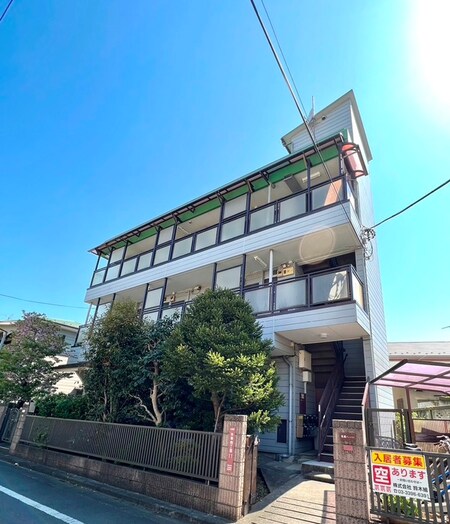 保坂マンション外観写真