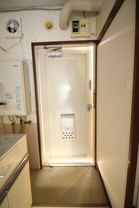 物件内観写真20　(玄関)