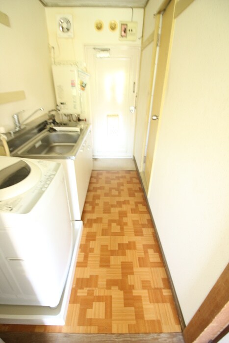 物件内観写真22　(廊下)