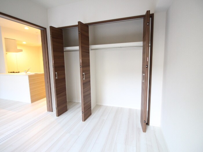 物件内観写真10　(収納)