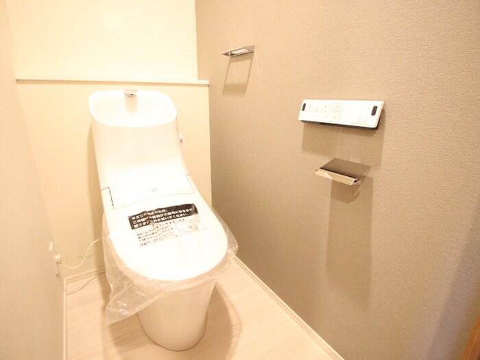 物件内観写真12　(トイレ)