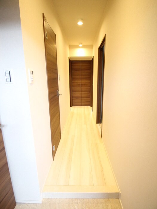 物件内観写真15　(廊下)