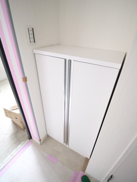 物件内観写真10　(靴箱)