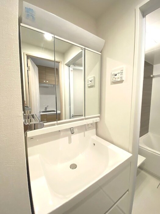 物件内観写真11　(洗面)