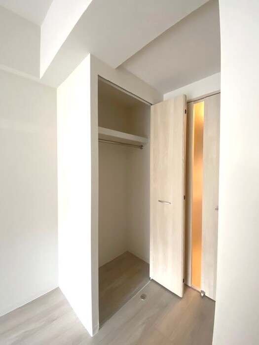 物件内観写真12　(収納)