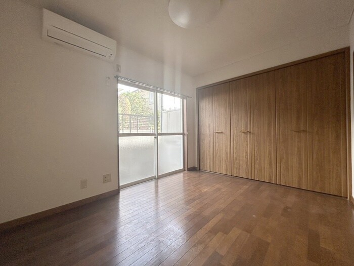 物件内観写真10　(居室)