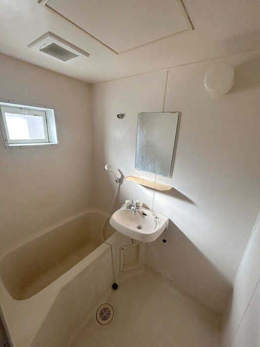 物件内観写真13　(バス／シャワールーム等)