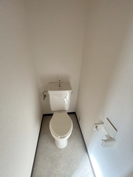 物件内観写真14　(トイレ)