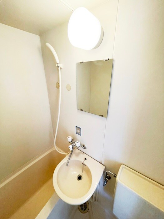 物件内観写真12　(洗面)