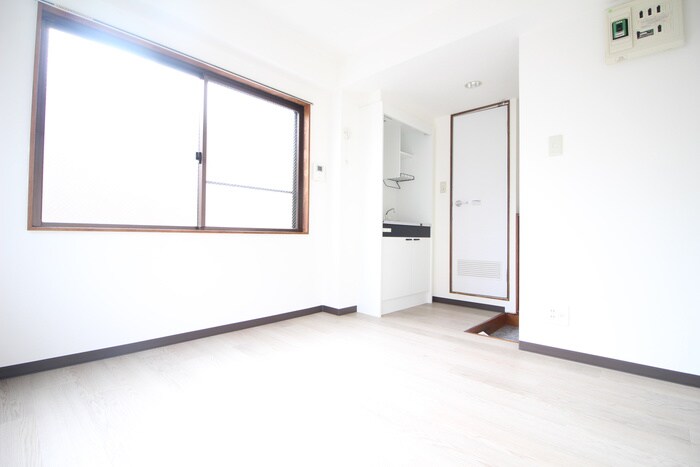 物件内観写真6　(居室)