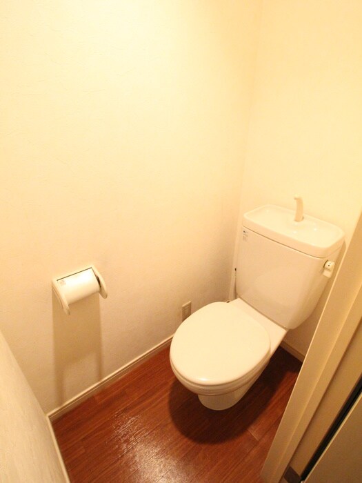 物件内観写真10　(トイレ)