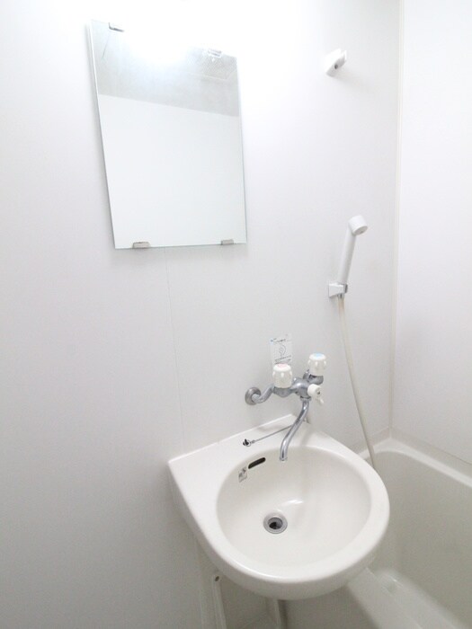 物件内観写真11　(洗面)