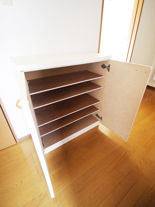 物件内観写真17　(靴箱)