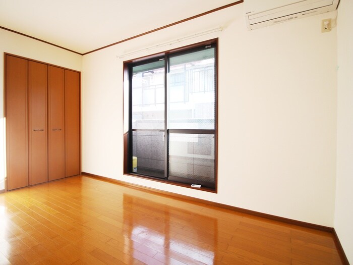 物件内観写真22　(居室)