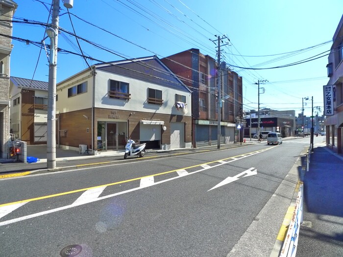 物件外観写真4　(周辺環境)