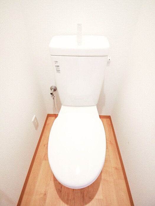 物件内観写真12　(トイレ)