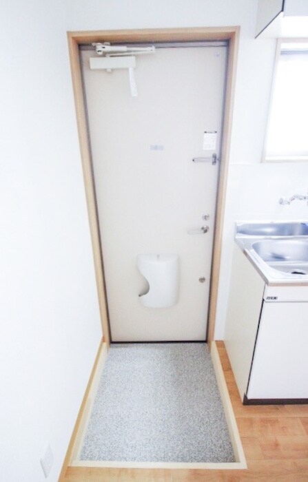 物件内観写真15　(玄関)