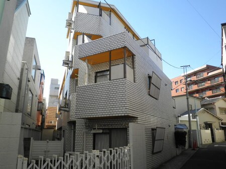 ｷｿｰﾋﾞｸﾄﾘｱﾏﾝｼｮﾝ学芸大学（305）外観写真