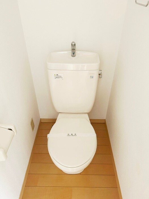 物件内観写真12　(トイレ)