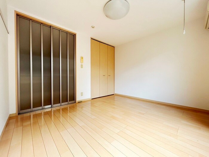 物件内観写真18　(居室)