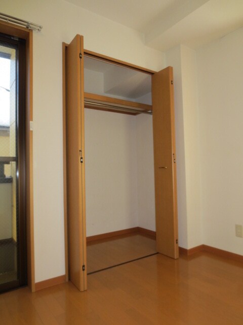 物件内観写真7　(収納)