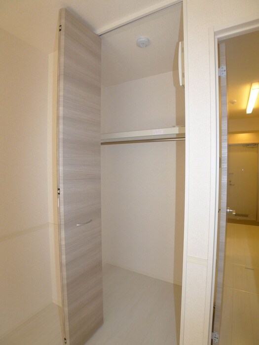 物件内観写真10　(収納)