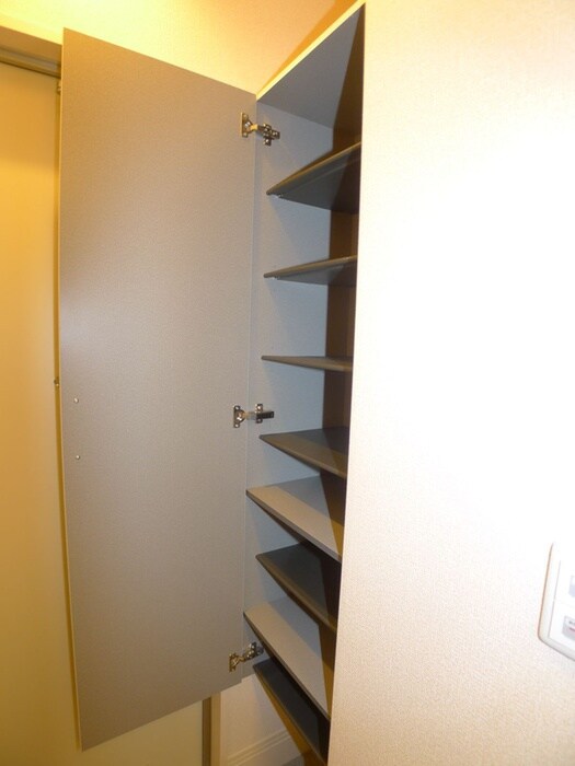 物件内観写真14　(靴箱)