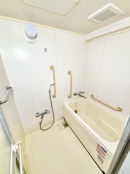 物件内観写真9　(バス／シャワールーム等)