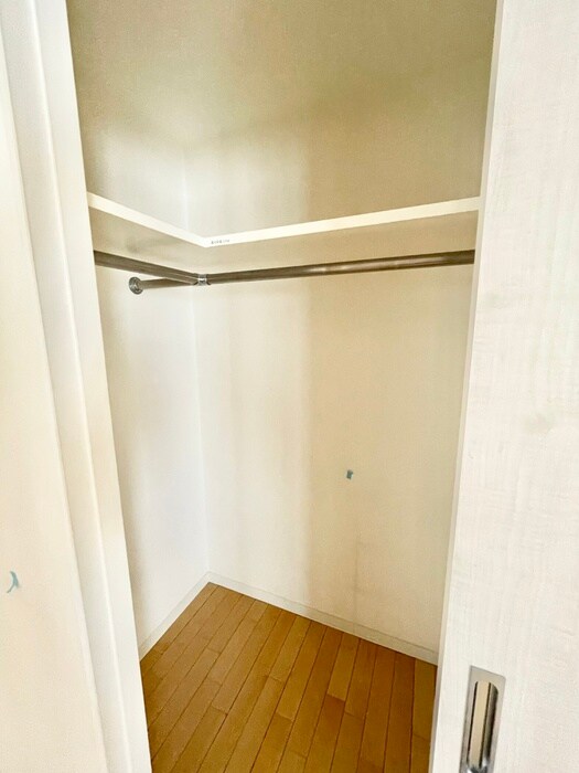 物件内観写真12　(収納)