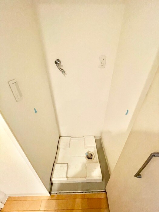 物件内観写真19　(洗濯機置場)