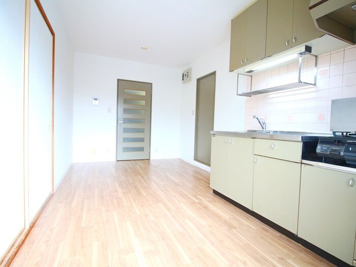 物件内観写真8　(居室)