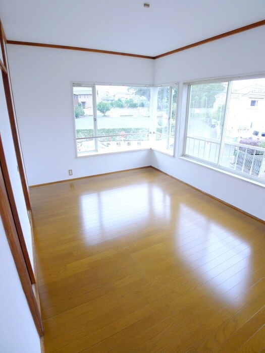 物件内観写真16　(室内からの展望)