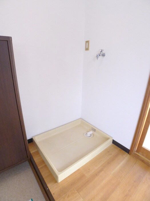 物件内観写真20　(洗濯機置場)