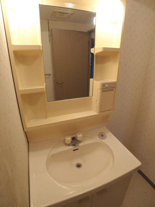 物件内観写真16　(洗面)