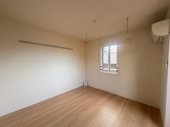 物件内観写真8　(居室)