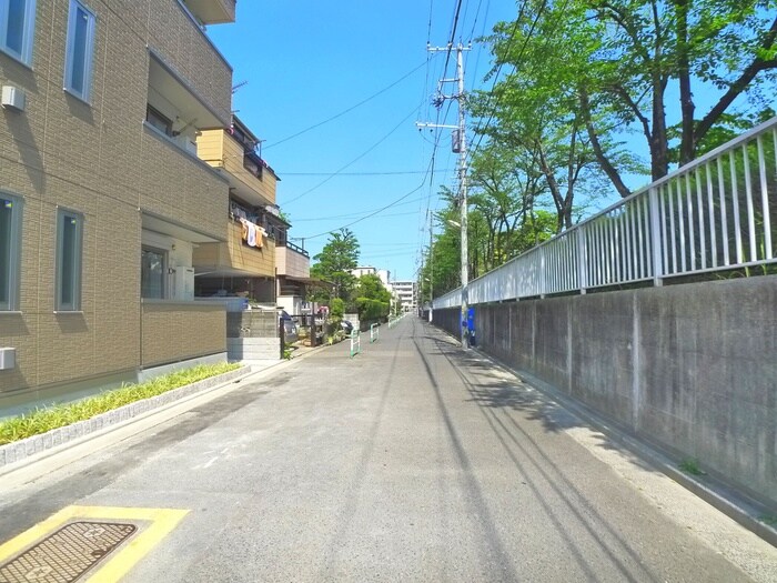 物件外観写真6　(周辺環境)