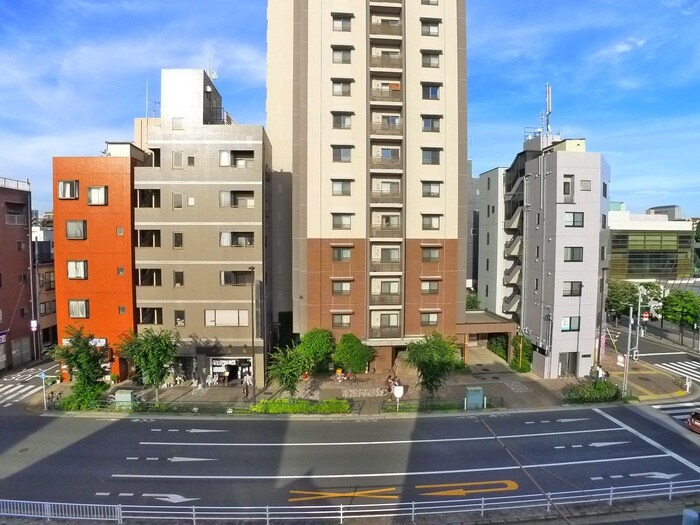 物件内観写真22　(室内からの展望)