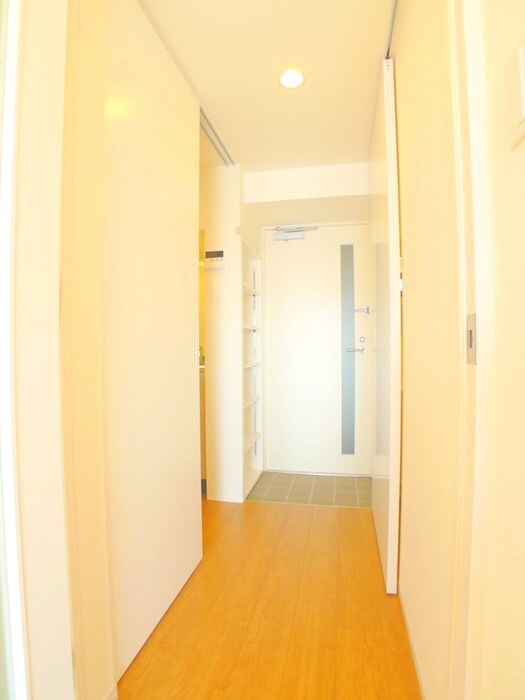 物件内観写真14　(廊下)