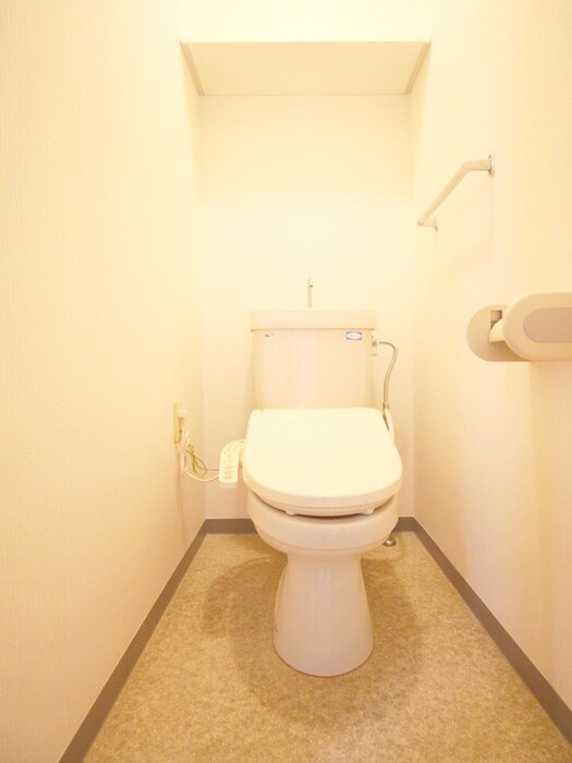 物件内観写真12　(トイレ)