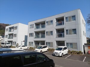 ベルエ－ルヨコスカ外観写真