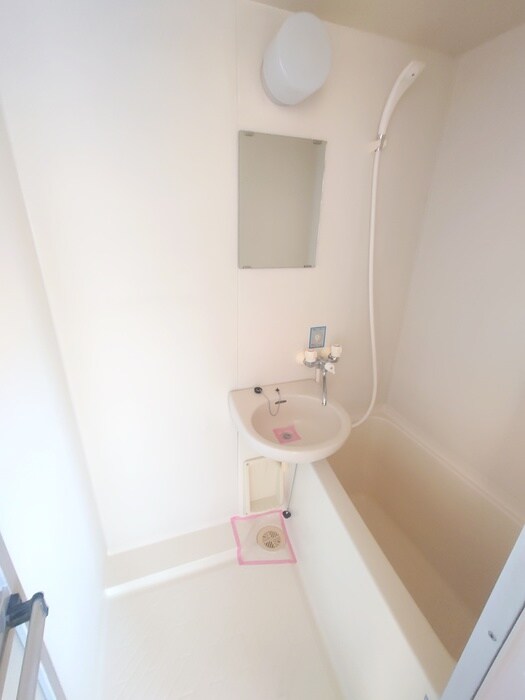 物件内観写真10　(バス／シャワールーム等)